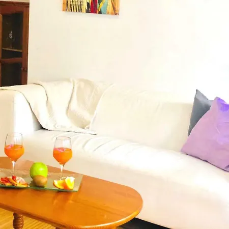 Los Cristianos Town Guest house